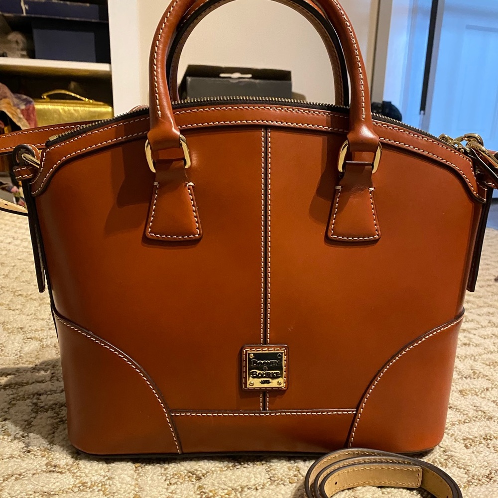 DOONEY & BOURKE Leather Handbag with shoulder strap